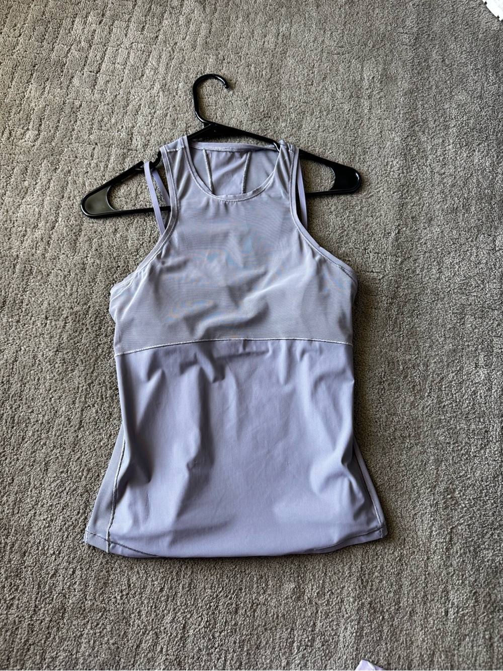 Women’s Lululemon Lavender Athletic Tank Top
